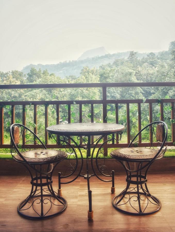Mountainview Paradise - Cozy 1Bhk Amidst Mountains Карджат Экстерьер фото