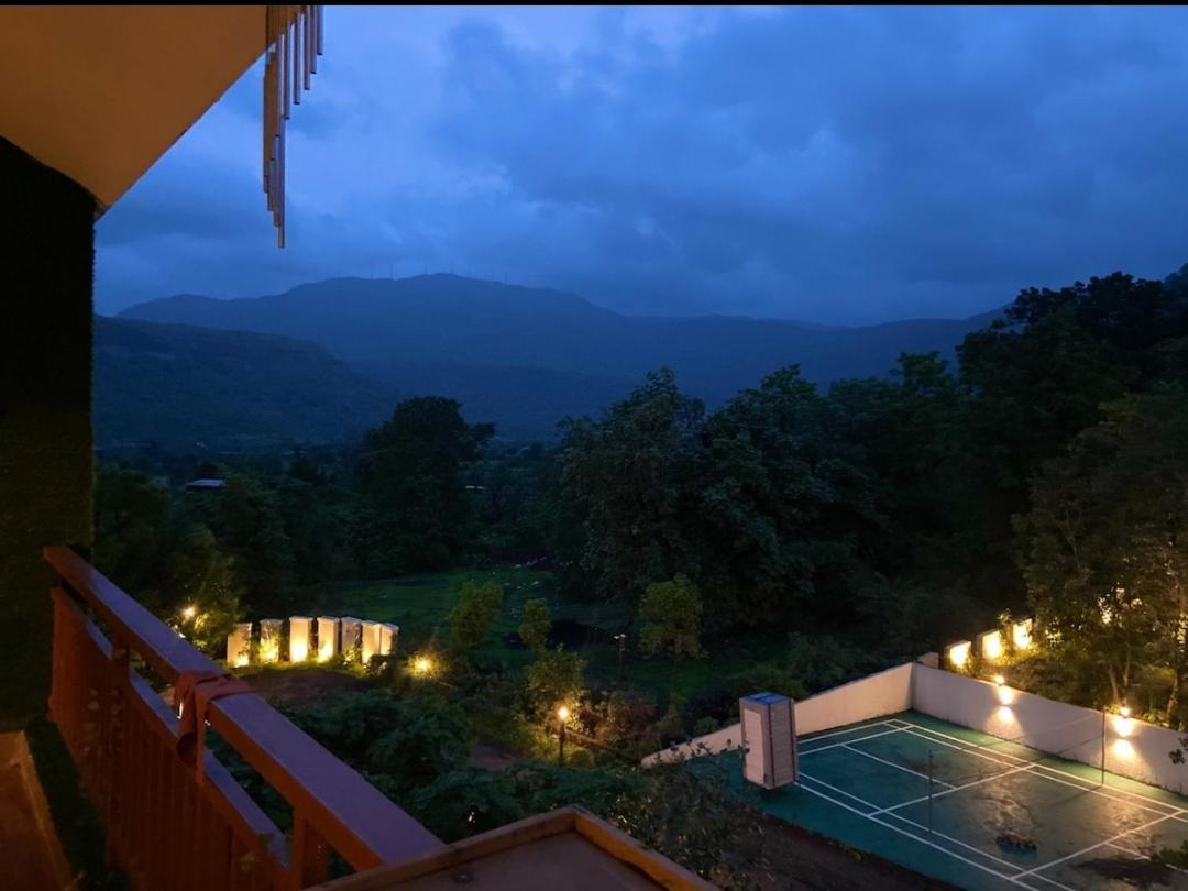Mountainview Paradise - Cozy 1Bhk Amidst Mountains Карджат Экстерьер фото